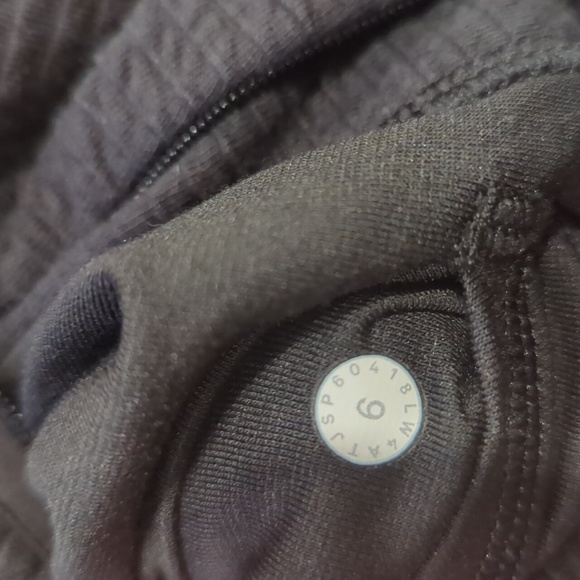 Lululemon On Repeat Bomber Black - Picture 6 of 12